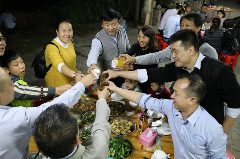 凯发一触即发(中国区)官方网站
农家乐集体活动